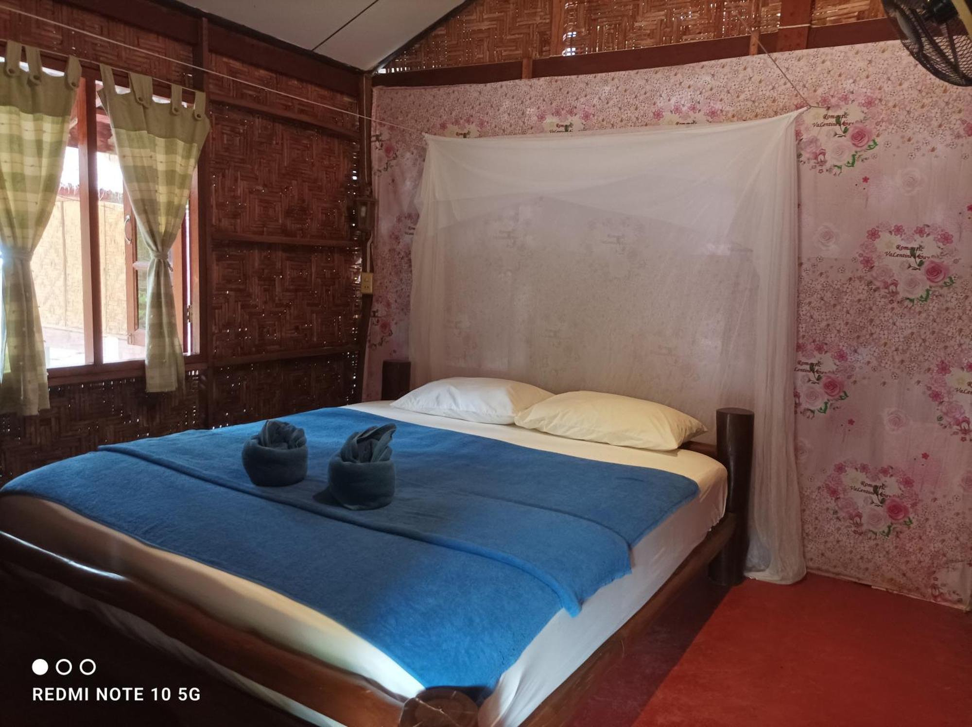 Payam Cabana Koh Phayam Quarto foto